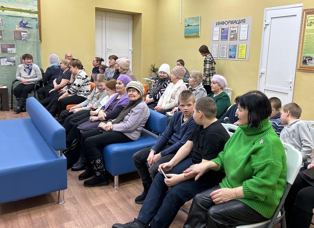 Мошинская библиотека совместно с Мошинским клубом организовала мероприятие, посвященное героям блокадного Ленинграда.