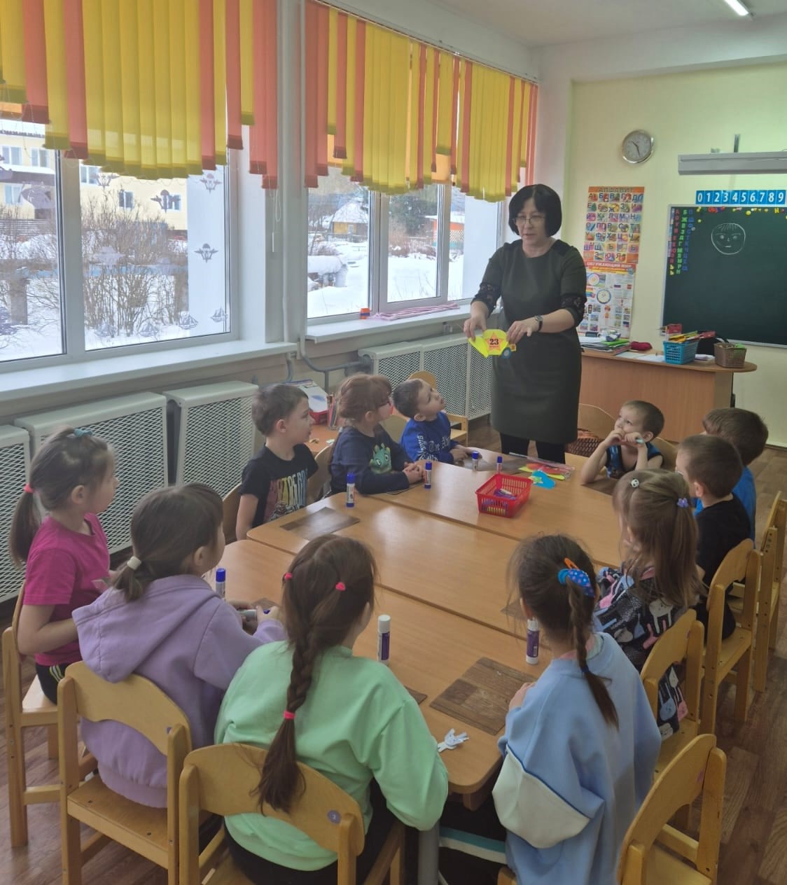 Мастер-класс по изготовлению открыток к 23 февраля.