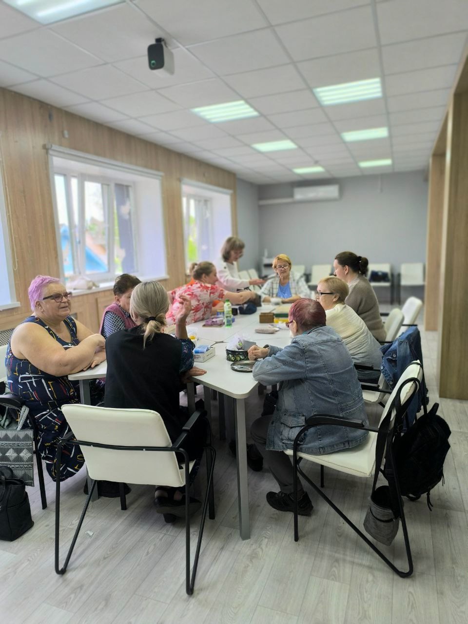 Мастер-класс, посвященный созданию броши "Клевер" своими руками.