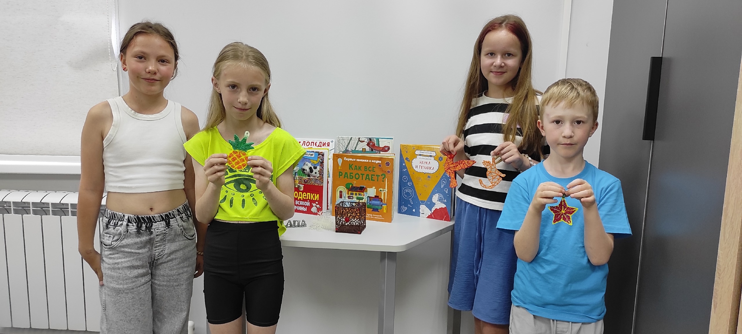 В детской библиотеке прошёл мастер-класс по работе с 3D-ручкой!