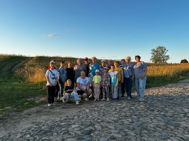 Краеведческий туристический поход "Тропинками родного края".
