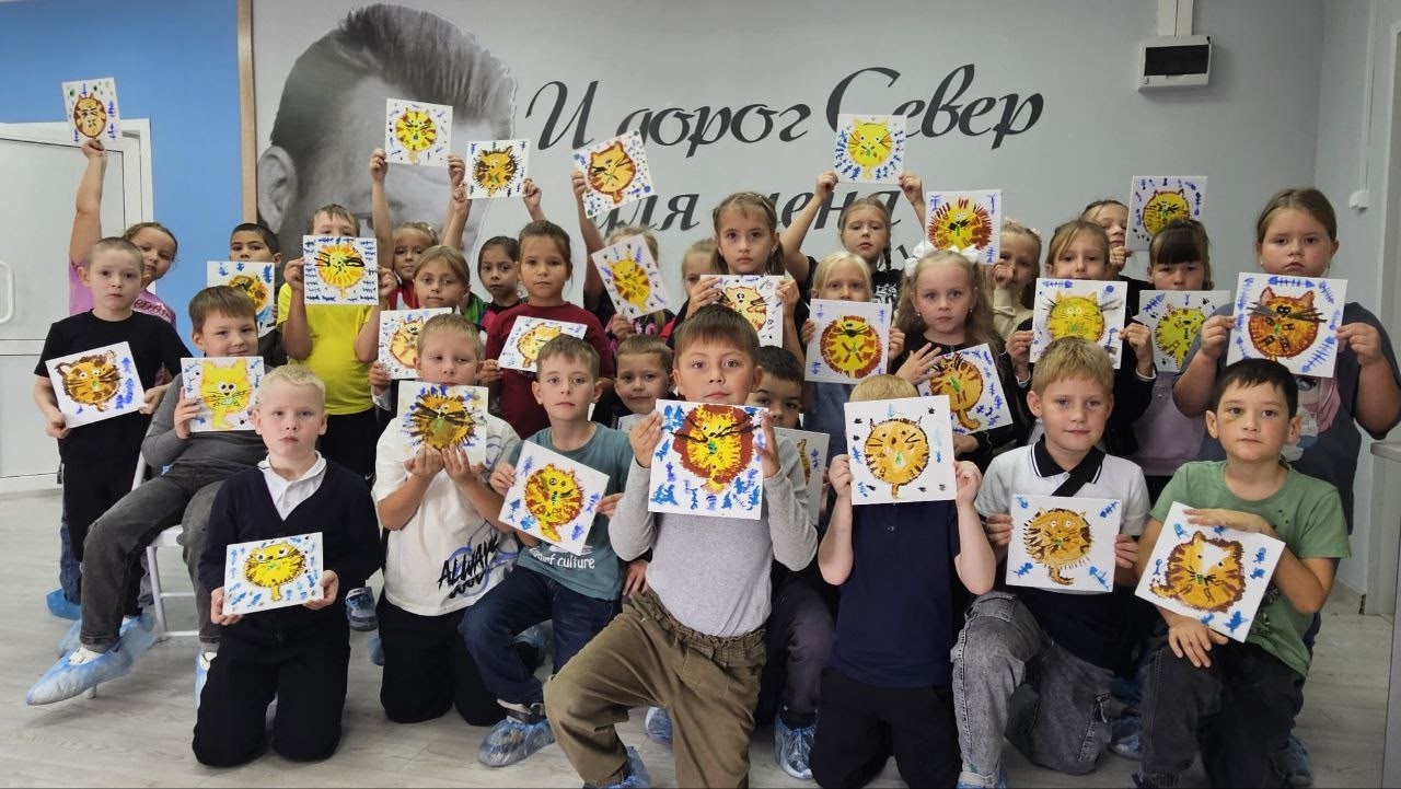 Мастер-класс по рисованию акрилом на холсте.