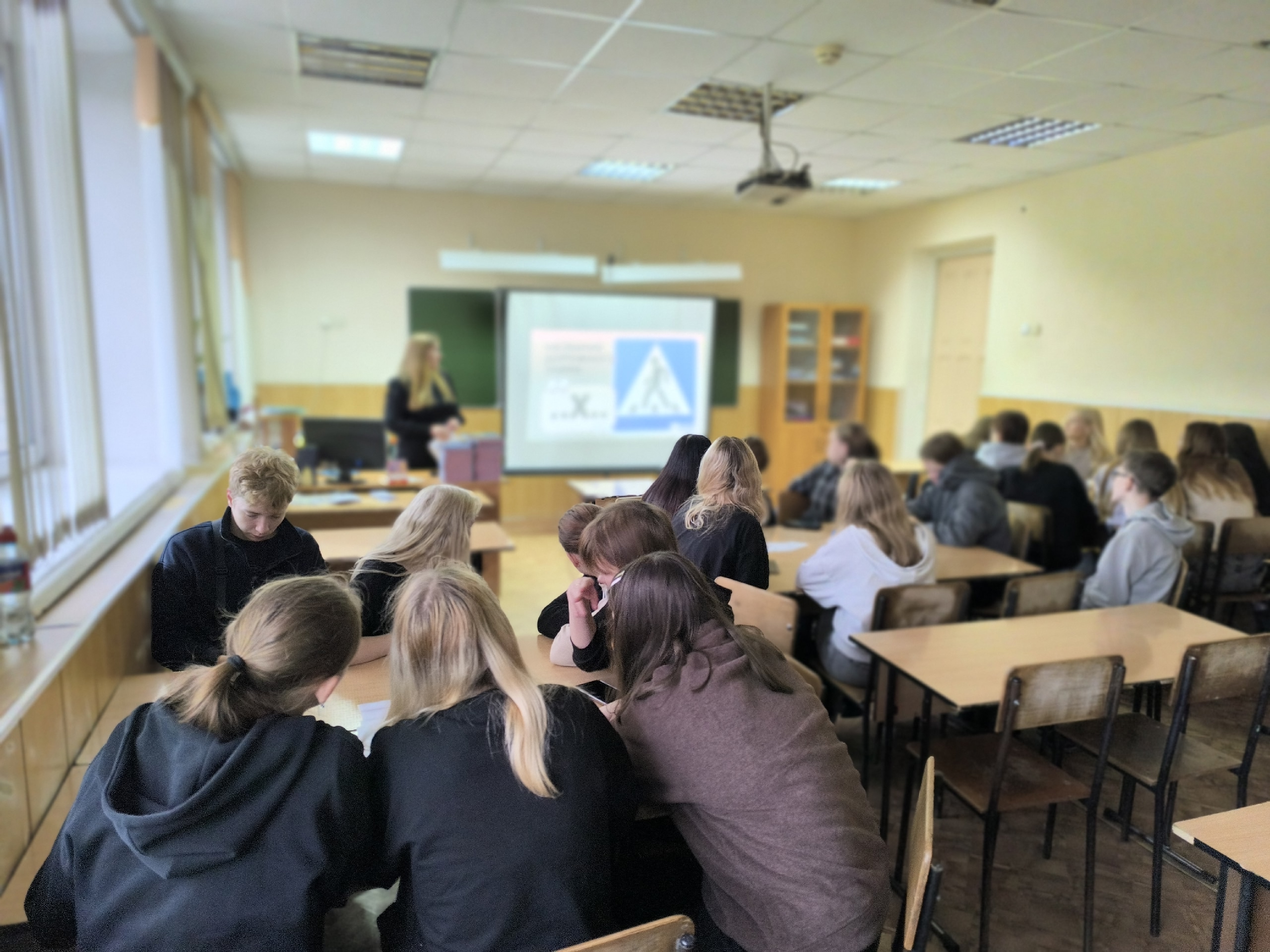 Квиз-игра по правилам ПДД для учащихся МБОУ СШ №7 г. Няндома и Няндомский Железнодорожный Колледж.