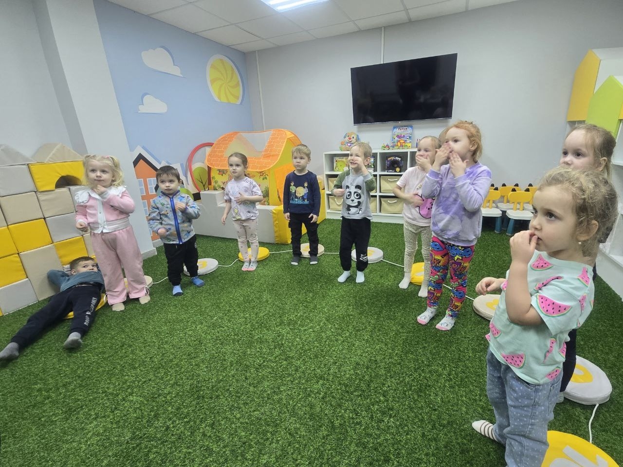 Спасибо за книгу "Топ-топ и таинственный лес".