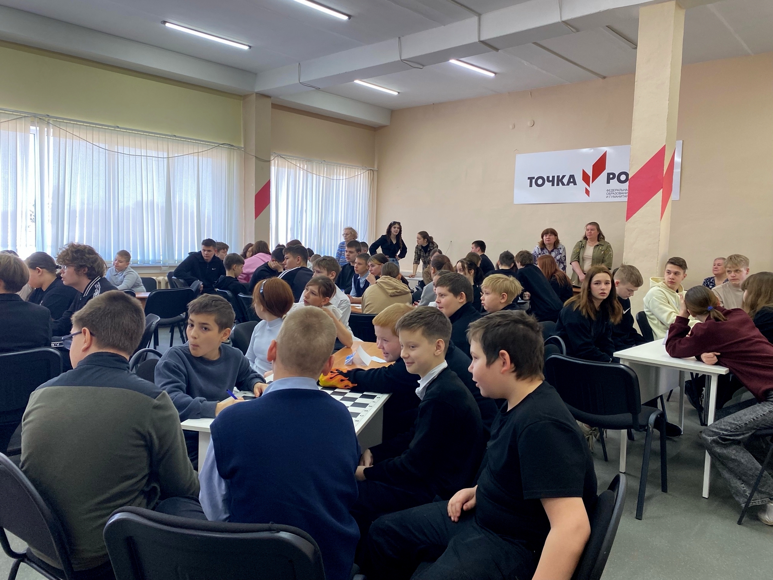 ДЕНЬ КОСМОНАВТИКИ в Мошинской средней школе.
